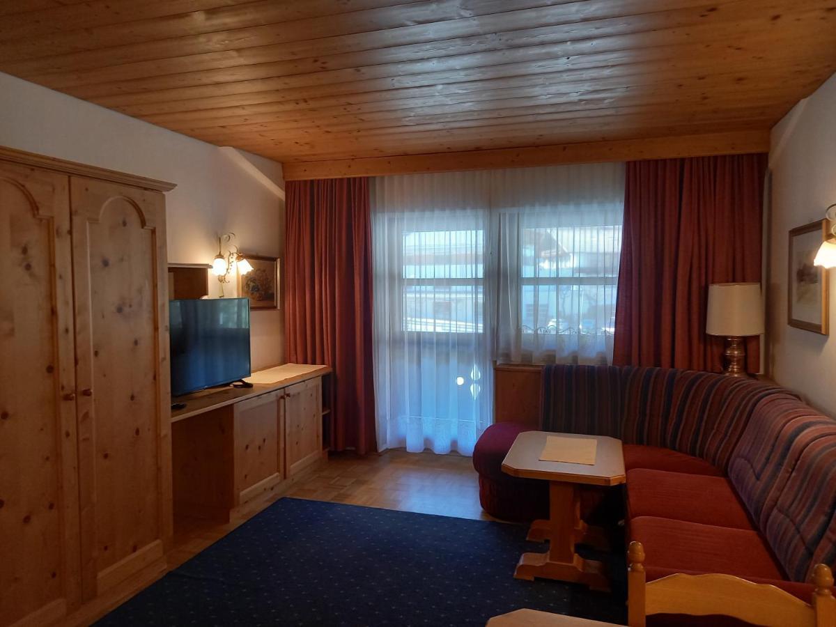Aparthaus Camping Stubai Neustift im Stubaital Esterno foto