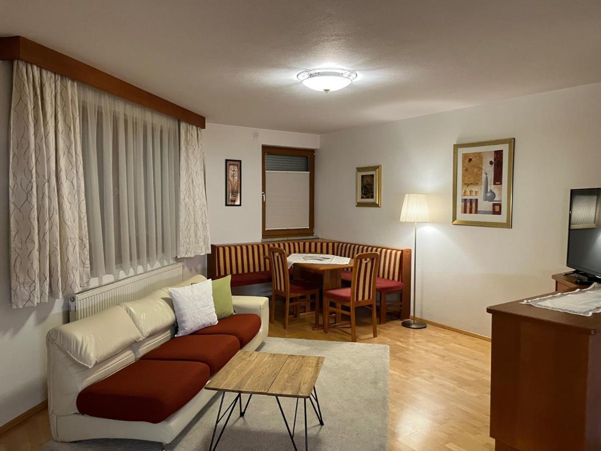 Aparthaus Camping Stubai Neustift im Stubaital Esterno foto