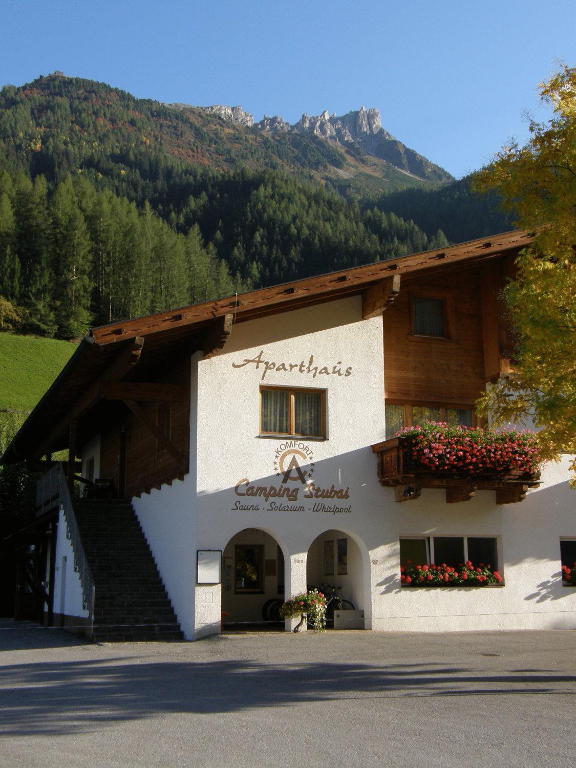 Aparthaus Camping Stubai Neustift im Stubaital Esterno foto